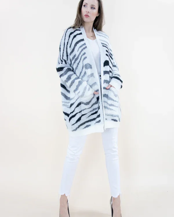 Black & White Tiger Print Cardigan w/ Pockets